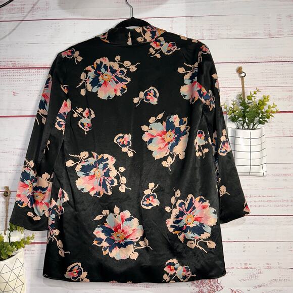 NWOT Anthropologie Ett:Twa Black & Floral Silky Feel Blazer Size XS - Picture 7 of 7